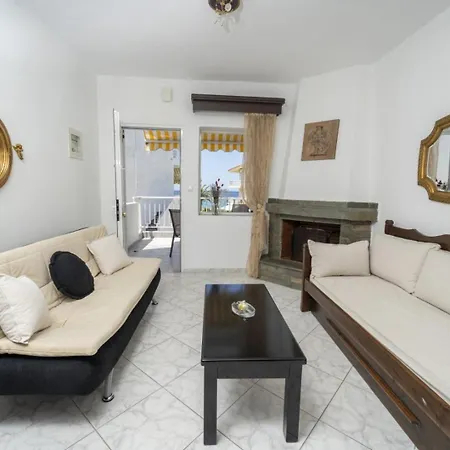 Дом отдыха Euphoria Beachfront Каландра