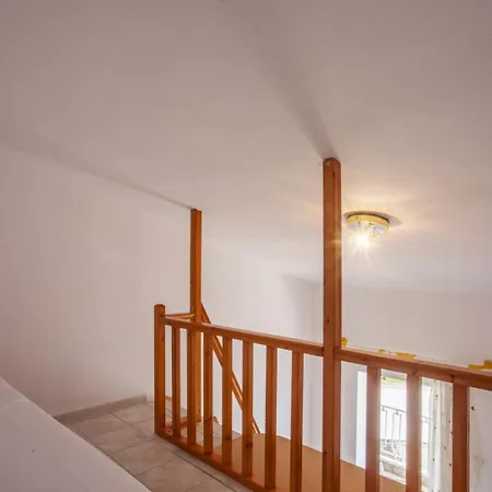 Euphoria Beachfront Kalandra