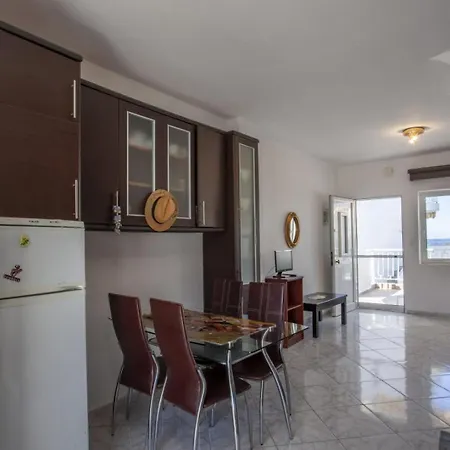 Euphoria Beachfront * Каландра